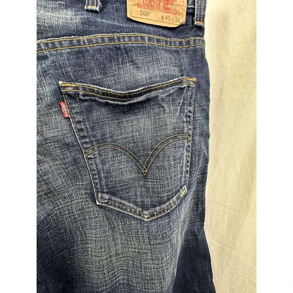 Levi 569 jeans W 40 L 32 ‎ color Blue denim loose relax straight leg pockets